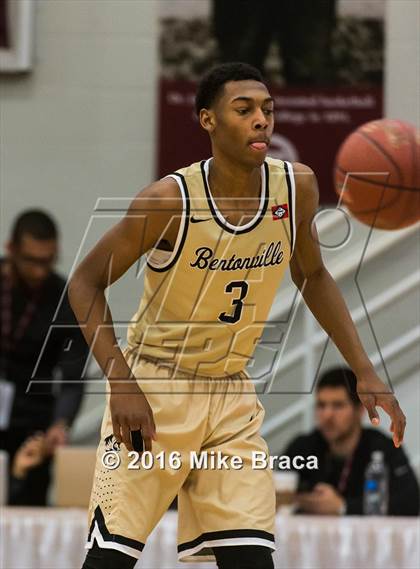 Thumbnail 2 in Bentonville vs St. Anthony (Spalding Hoophall Classic) photogallery.