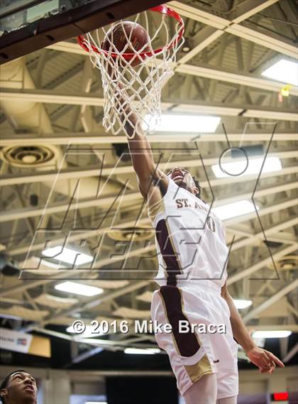 Thumbnail 3 in Bentonville vs St. Anthony (Spalding Hoophall Classic) photogallery.