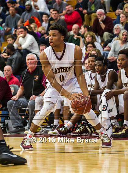 Thumbnail 2 in Bentonville vs St. Anthony (Spalding Hoophall Classic) photogallery.