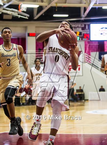 Thumbnail 2 in Bentonville vs St. Anthony (Spalding Hoophall Classic) photogallery.
