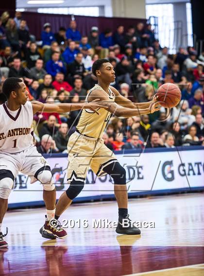Thumbnail 1 in Bentonville vs St. Anthony (Spalding Hoophall Classic) photogallery.