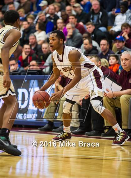 Thumbnail 2 in Bentonville vs St. Anthony (Spalding Hoophall Classic) photogallery.
