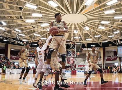 Thumbnail 3 in Bentonville vs St. Anthony (Spalding Hoophall Classic) photogallery.