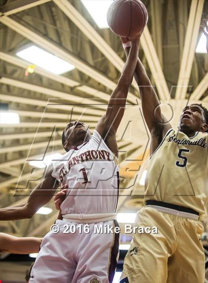 Thumbnail 3 in Bentonville vs St. Anthony (Spalding Hoophall Classic) photogallery.