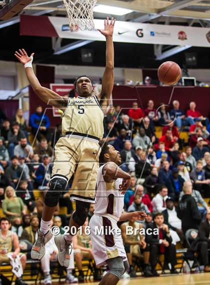 Thumbnail 1 in Bentonville vs St. Anthony (Spalding Hoophall Classic) photogallery.