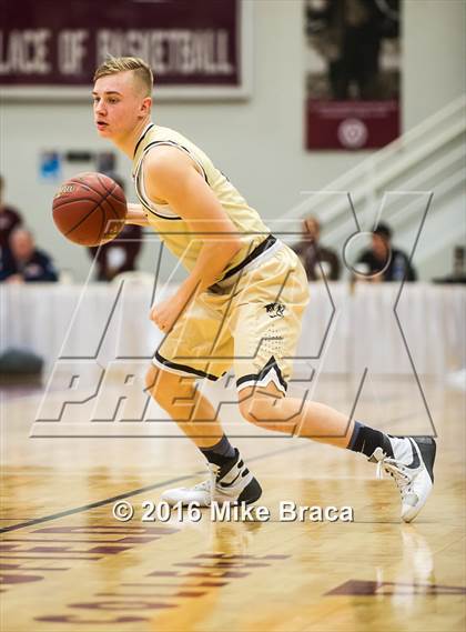 Thumbnail 2 in Bentonville vs St. Anthony (Spalding Hoophall Classic) photogallery.