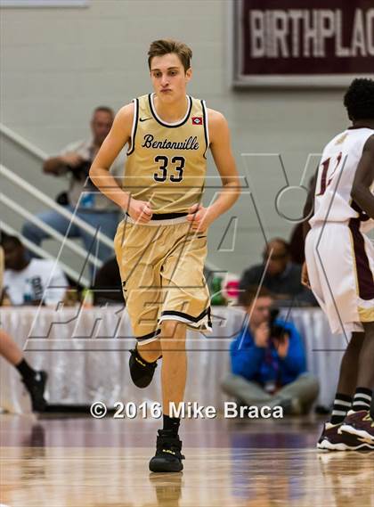 Thumbnail 3 in Bentonville vs St. Anthony (Spalding Hoophall Classic) photogallery.