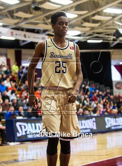 Thumbnail 2 in Bentonville vs St. Anthony (Spalding Hoophall Classic) photogallery.