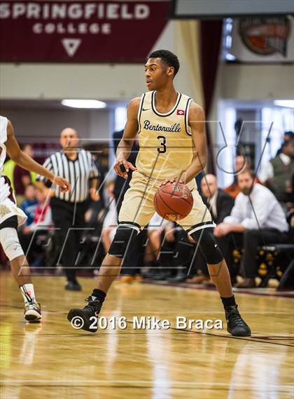Thumbnail 3 in Bentonville vs St. Anthony (Spalding Hoophall Classic) photogallery.