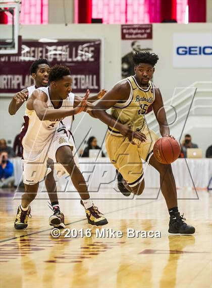 Thumbnail 2 in Bentonville vs St. Anthony (Spalding Hoophall Classic) photogallery.
