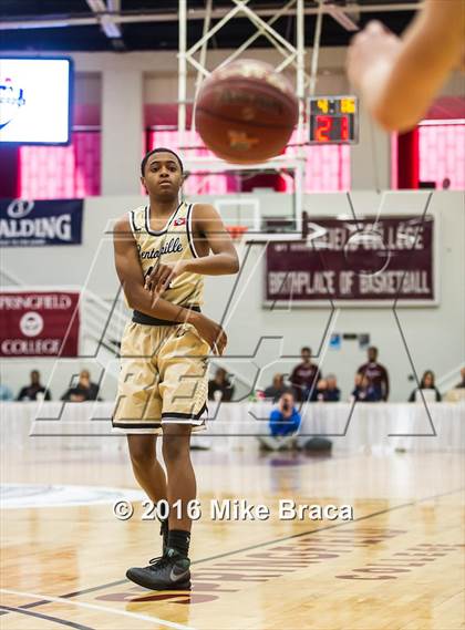 Thumbnail 3 in Bentonville vs St. Anthony (Spalding Hoophall Classic) photogallery.
