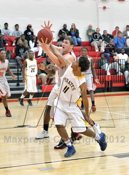 Thumbnail 2 in Clearwater vs. Boca Ciega photogallery.