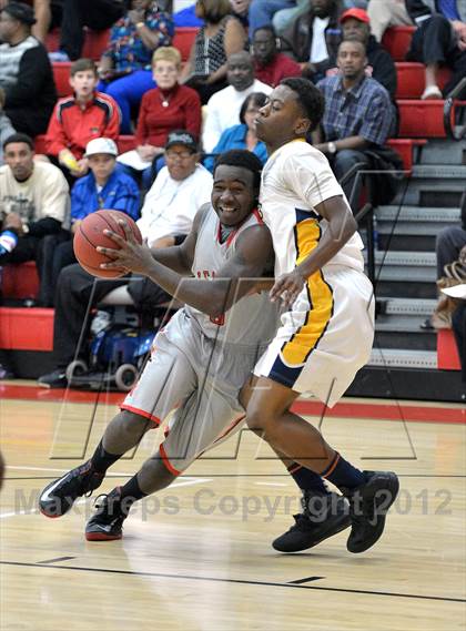 Thumbnail 2 in Clearwater vs. Boca Ciega photogallery.