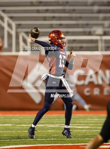 Thumbnail 2 in Orem vs Springville (UHSAA 5A Final) photogallery.