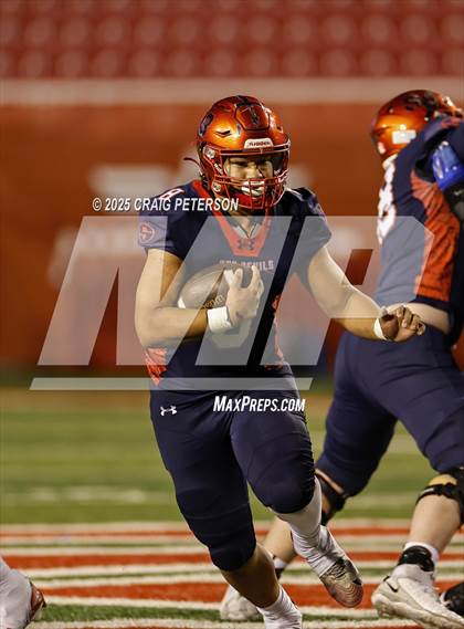 Thumbnail 1 in Orem vs Springville (UHSAA 5A Final) photogallery.