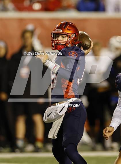 Thumbnail 3 in Orem vs Springville (UHSAA 5A Final) photogallery.