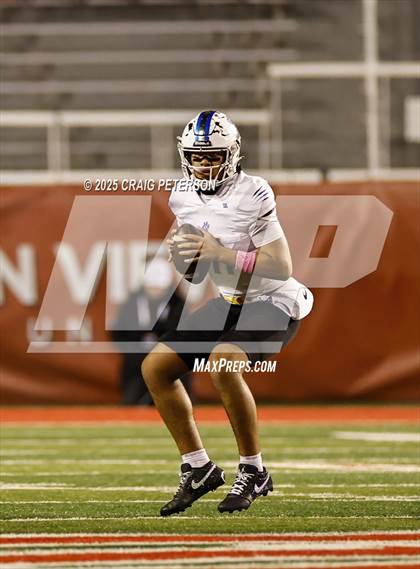 Thumbnail 3 in Orem vs Springville (UHSAA 5A Final) photogallery.