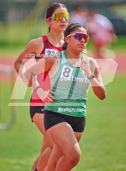 Thumbnail 1 in Northland Christian Relays (1600M) photogallery.