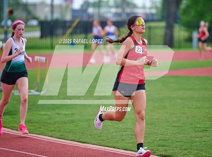 Thumbnail 2 in Northland Christian Relays (1600M) photogallery.