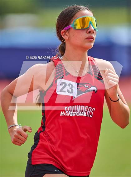 Thumbnail 1 in Northland Christian Relays (1600M) photogallery.