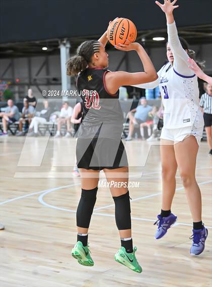 Thumbnail 1 in Salpointe Catholic vs. Notre Dame Prep (Section 7) photogallery.