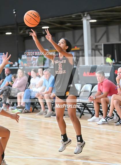Thumbnail 3 in Salpointe Catholic vs. Notre Dame Prep (Section 7) photogallery.
