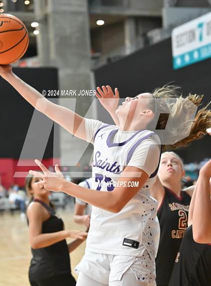 Thumbnail 2 in Salpointe Catholic vs. Notre Dame Prep (Section 7) photogallery.