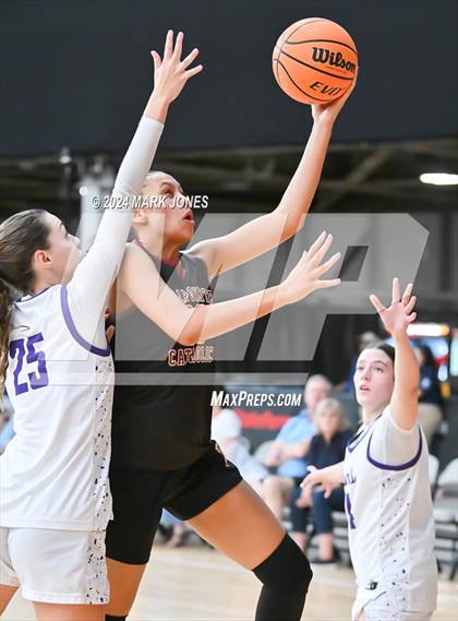 Thumbnail 3 in Salpointe Catholic vs. Notre Dame Prep (Section 7) photogallery.