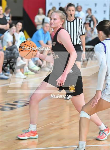 Thumbnail 1 in Salpointe Catholic vs. Notre Dame Prep (Section 7) photogallery.