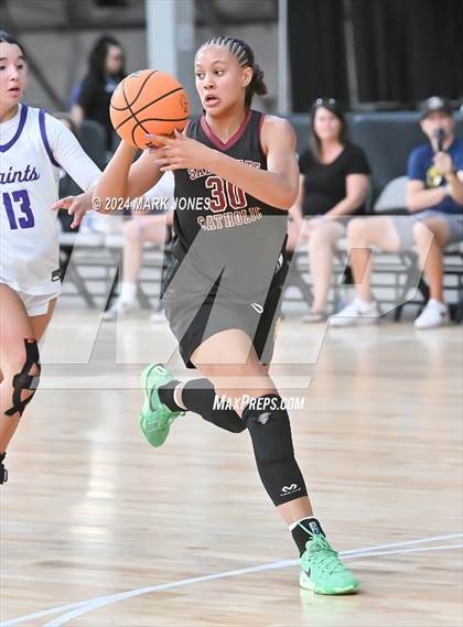 Thumbnail 3 in Salpointe Catholic vs. Notre Dame Prep (Section 7) photogallery.
