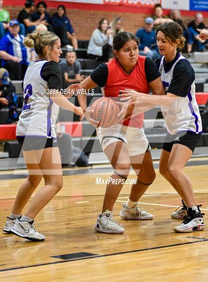 Thumbnail 2 in Lake Havasu vs Lee Williams photogallery.