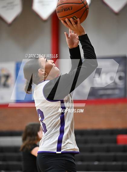 Thumbnail 1 in Lake Havasu vs Lee Williams photogallery.