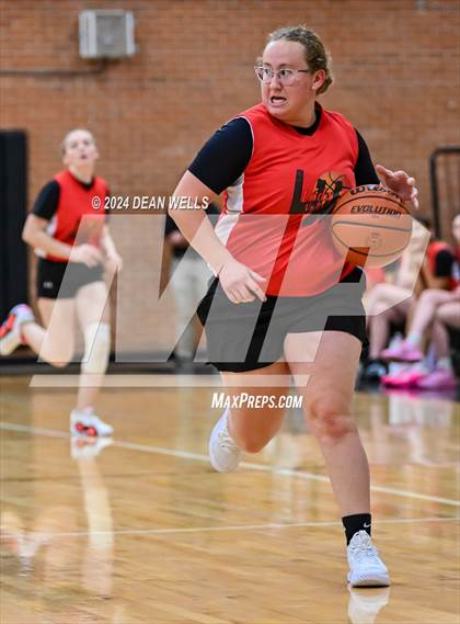 Thumbnail 1 in Lake Havasu vs Lee Williams photogallery.