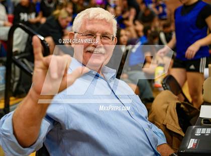 Thumbnail 3 in Lake Havasu vs Lee Williams photogallery.