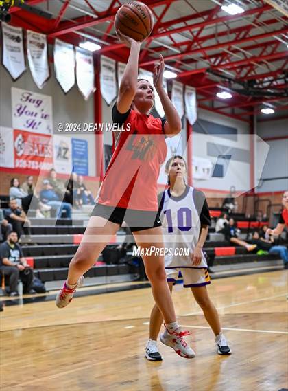 Thumbnail 2 in Lake Havasu vs Lee Williams photogallery.