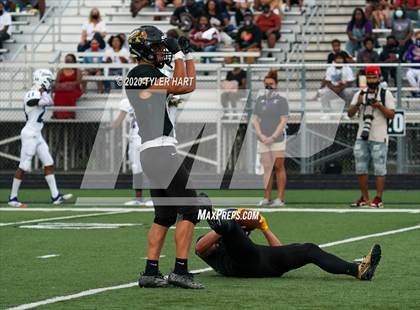 Thumbnail 1 in Ben Davis @ Avon photogallery.
