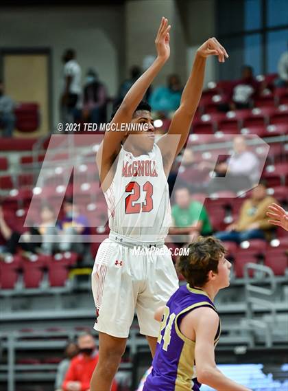 Thumbnail 1 in Magnolia vs. Berryville (AAA 4A State Round Two) photogallery.