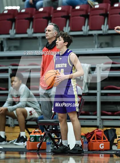 Thumbnail 3 in Magnolia vs. Berryville (AAA 4A State Round Two) photogallery.