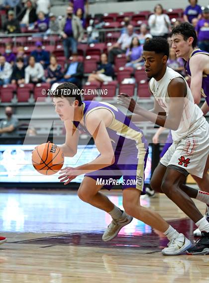 Thumbnail 3 in Magnolia vs. Berryville (AAA 4A State Round Two) photogallery.