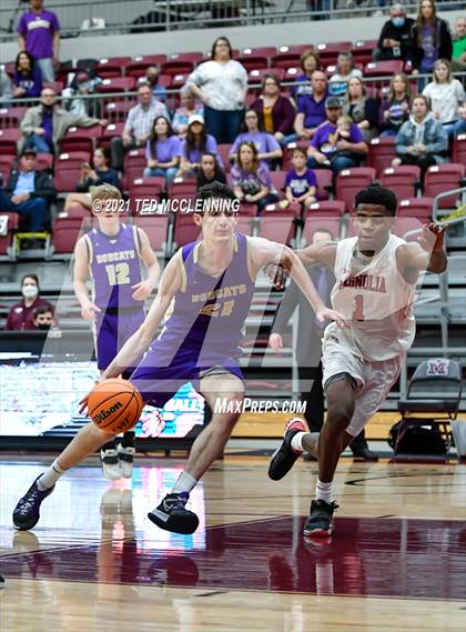 Thumbnail 2 in Magnolia vs. Berryville (AAA 4A State Round Two) photogallery.