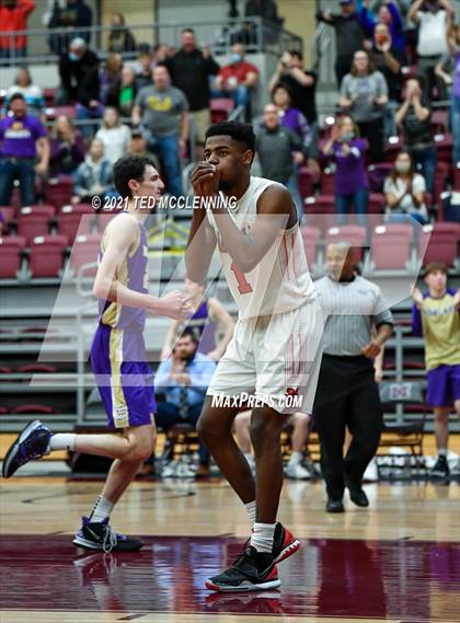 Thumbnail 1 in Magnolia vs. Berryville (AAA 4A State Round Two) photogallery.