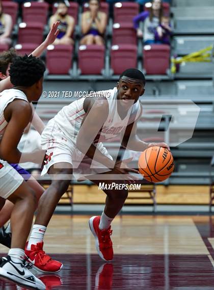Thumbnail 3 in Magnolia vs. Berryville (AAA 4A State Round Two) photogallery.