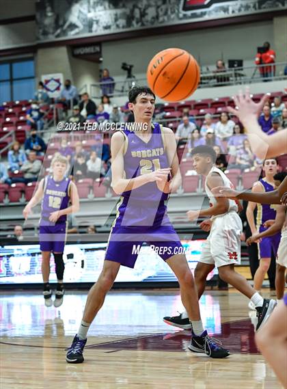 Thumbnail 3 in Magnolia vs. Berryville (AAA 4A State Round Two) photogallery.