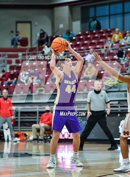 Thumbnail 1 in Magnolia vs. Berryville (AAA 4A State Round Two) photogallery.
