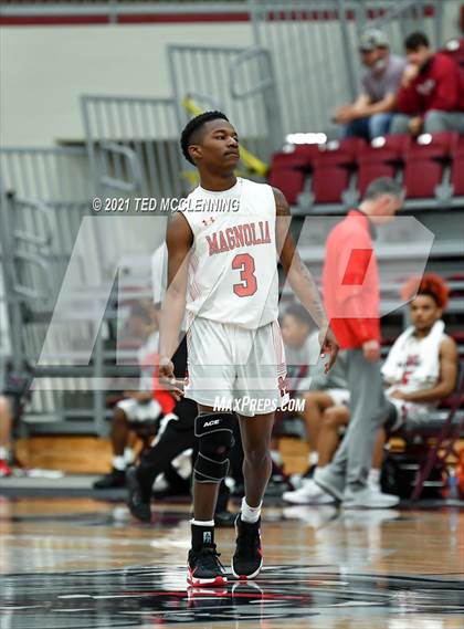 Thumbnail 2 in Magnolia vs. Berryville (AAA 4A State Round Two) photogallery.