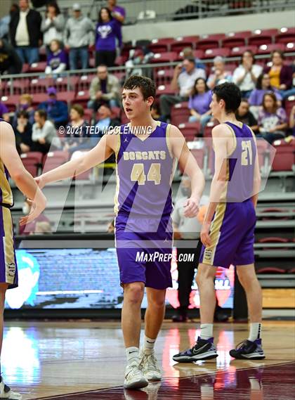 Thumbnail 3 in Magnolia vs. Berryville (AAA 4A State Round Two) photogallery.