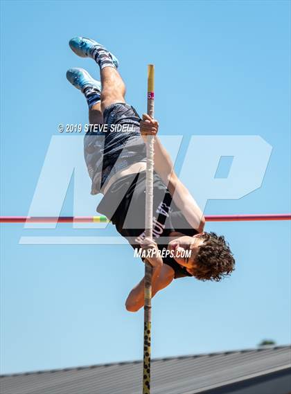 Thumbnail 2 in 3rd Annual Jim Cerveny Invitational photogallery.
