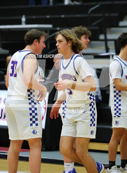 Thumbnail 1 in Shelbyville vs Whiteland (IHSAA 4A Sectional 14 Round 1) photogallery.