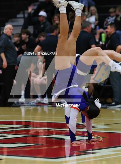 Thumbnail 1 in Shelbyville vs Whiteland (IHSAA 4A Sectional 14 Round 1) photogallery.