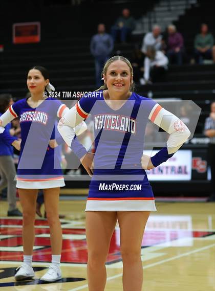 Thumbnail 1 in Shelbyville vs Whiteland (IHSAA 4A Sectional 14 Round 1) photogallery.